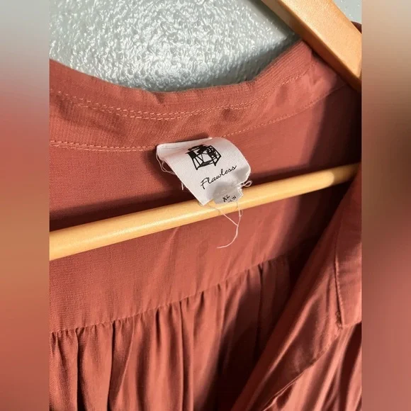 Flawless Terracotta Button-Up Dress - Picture 3 of 4